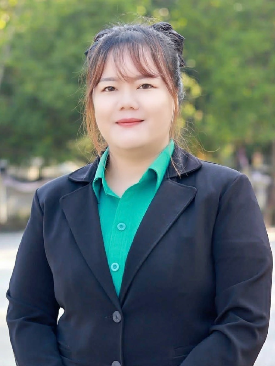 63_นางสาววราภรณ์ยิ่งโยชน์.jpg